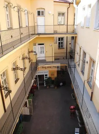 Mira 6 * Bratislava